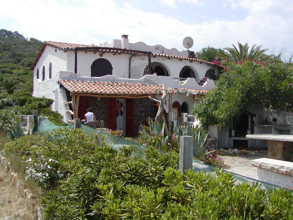 Studio Marinedda Isola Rossa Δωμάτιο φωτογραφία